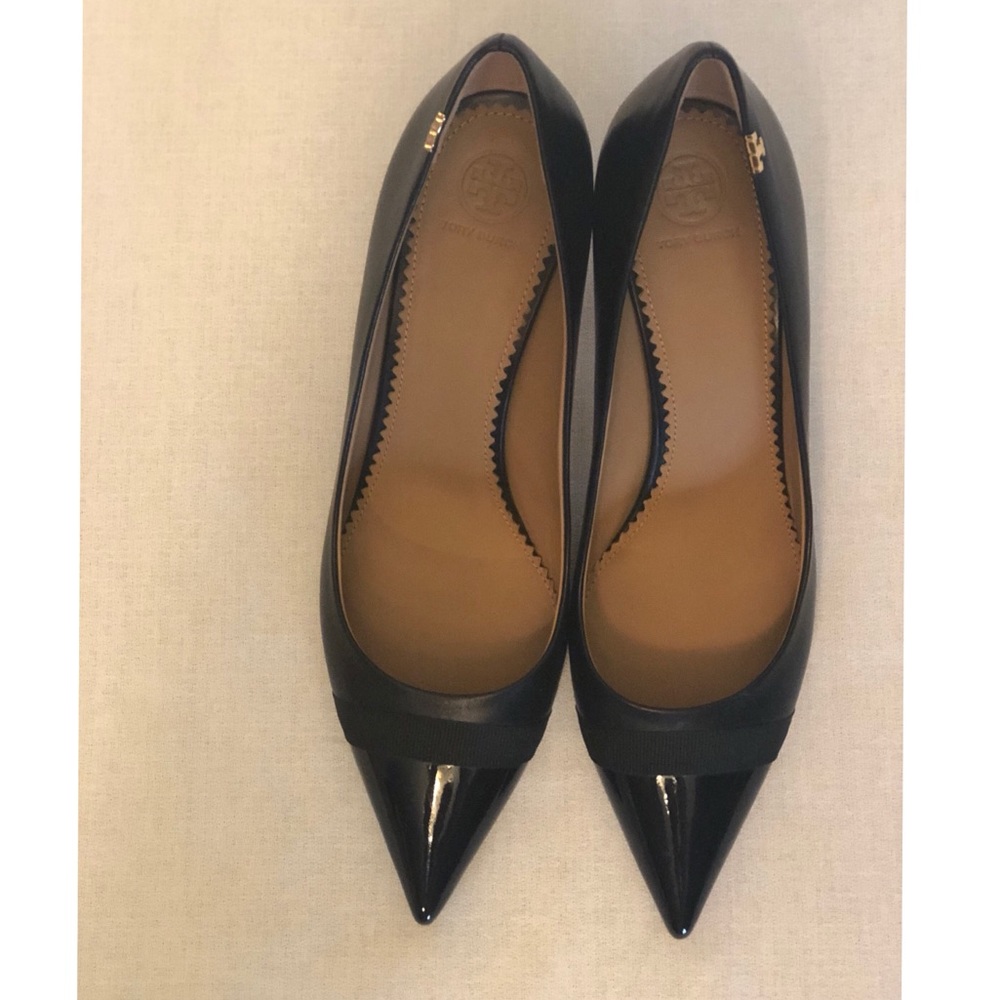 TORY BURCH Pointed Heel Pumps